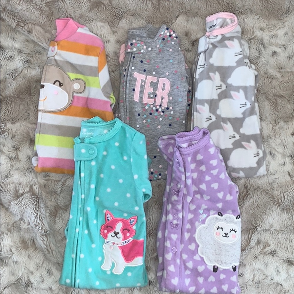 **SOLD** 5 Feet Pajamas | 6 months
